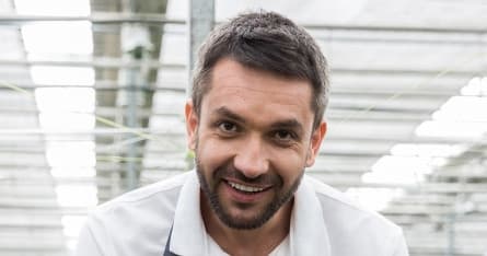 group.ONE to acquire Hostnet